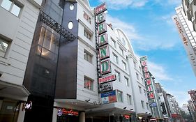 Hotel Grand Godwin - Complimentary Airport Pickup -Near Ndls Railway Stn